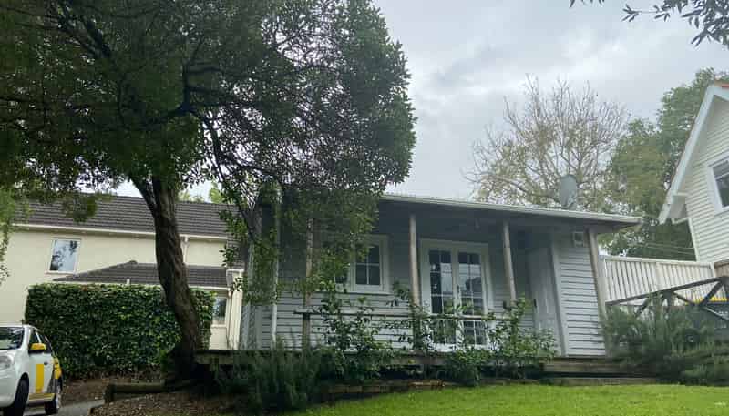 158 Pembroke Street, Hamilton Lake