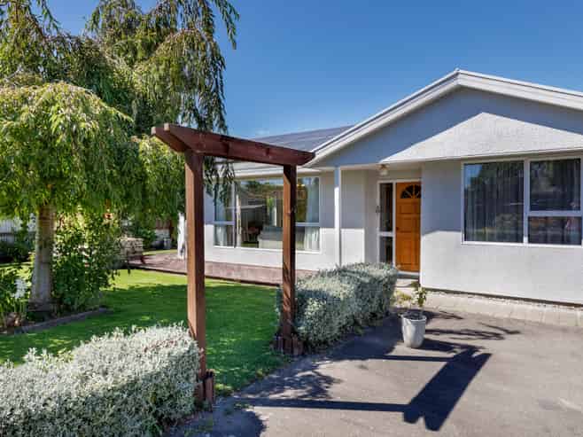 7b Mowat Street, Springlands