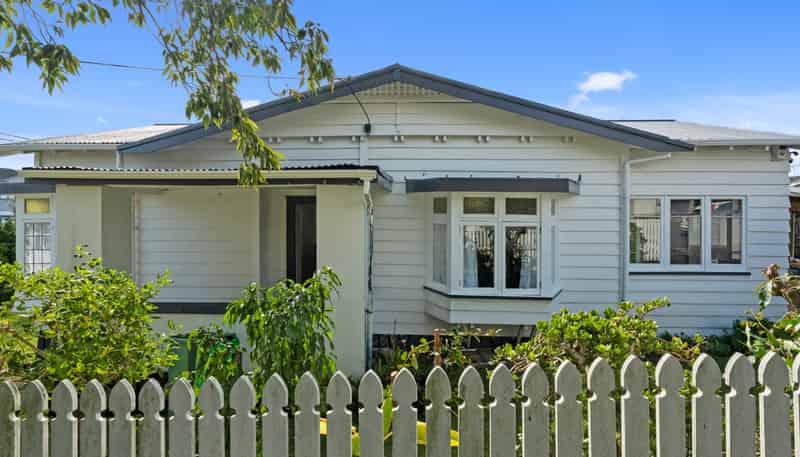 25 Stewart Road, Mount Albert