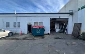 210sqm unit - East Tamaki