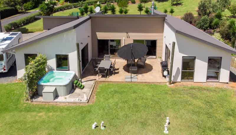 2 Newton  Watts Drive, Kerikeri