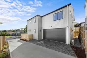 11A Banyan Drive, Totara Heights