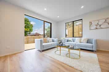 11A Banyan Drive, Totara Heights