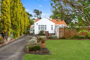 11 Tregarth Street, Saint Johns Hill