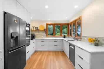 11 Tregarth Street, Saint Johns Hill