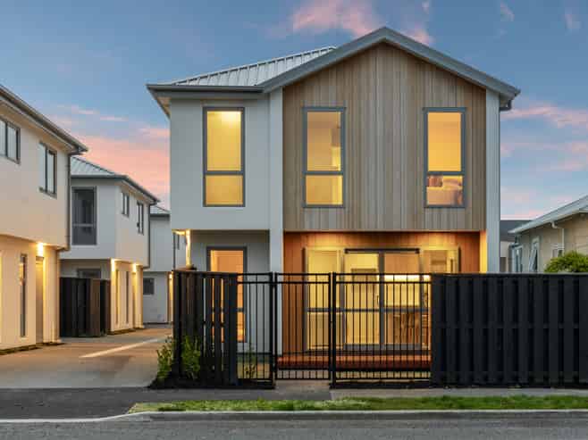 1 & 2/293 Lyttelton Street, Spreydon