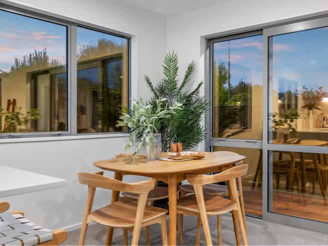 1 & 2/293 Lyttelton Street, Spreydon