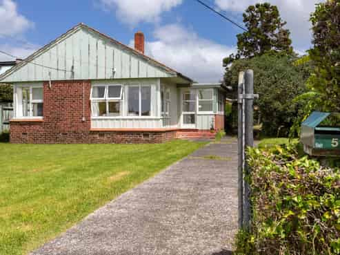 55 Seacliffe Avenue, Belmont
