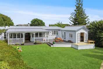 55 Torkar Road, Clarks Beach