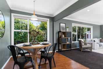 77 Daniels Road, Redwood