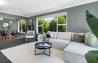 77 Daniels Road, Redwood