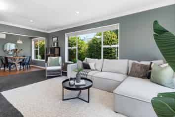 77 Daniels Road, Redwood