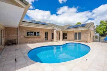 15 Astrolabe Place, Gulf Harbour