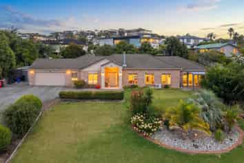 15 Astrolabe Place, Gulf Harbour