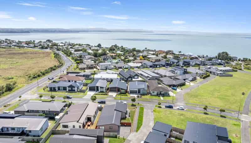 7 Poutawa Lane, Clarks Beach