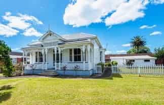 17 Mair Street, Regent