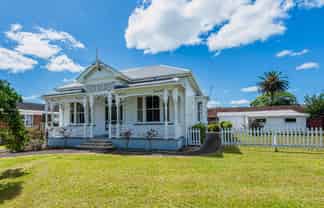 17 Mair Street, Regent