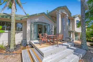 4 Westminster Gardens, Unsworth Heights