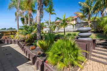 4 Westminster Gardens, Unsworth Heights