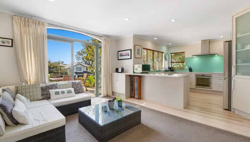 4 Westminster Gardens, Unsworth Heights