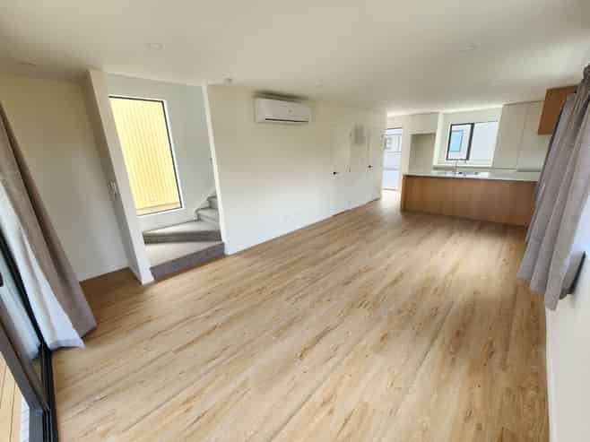 1/8 Short Street, Papakura