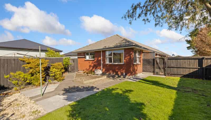 2/11 Blakehall Place, Spreydon