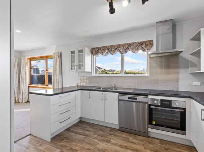 2/11 Blakehall Place, Spreydon