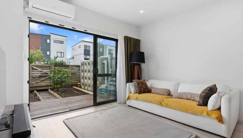 6/2 Abbotleigh Avenue, Te Atatu Peninsula