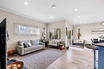 21 Cinnabar Place, Westgate