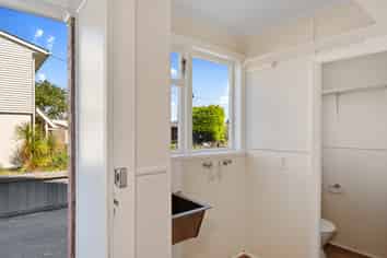 3 and 5 Solent Place, Aranui