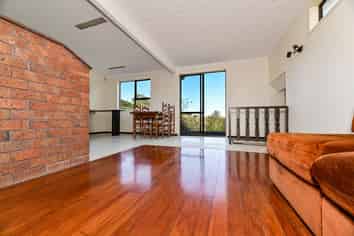 Auckland - Address withheld