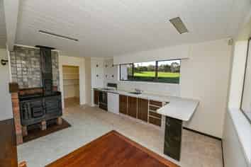 Auckland - Address withheld