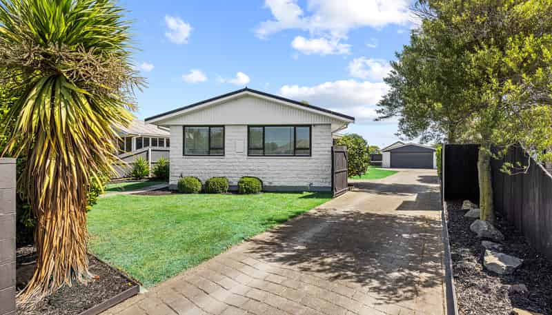 42 Arran Crescent, Woolston