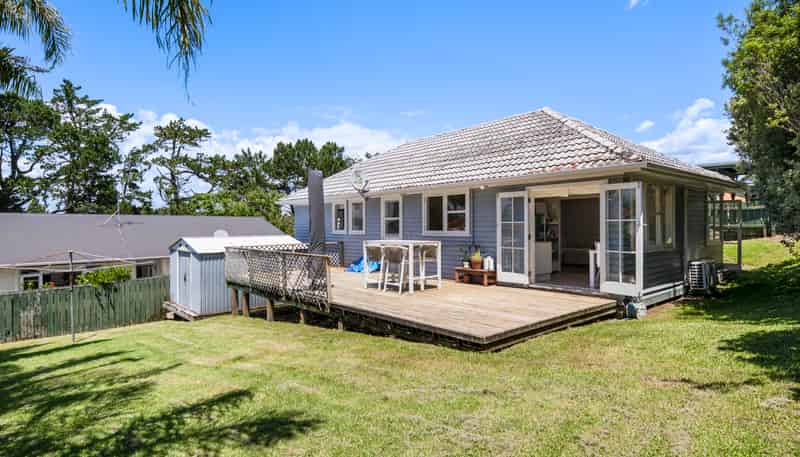 9/331 Royal Road, Massey