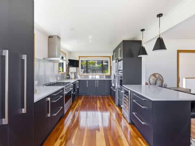 35 Glen Road, Raumati South