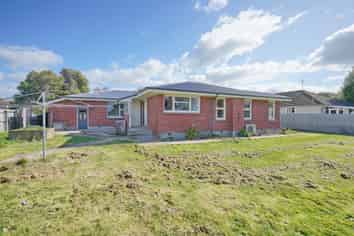88 Main North Road, Woodend