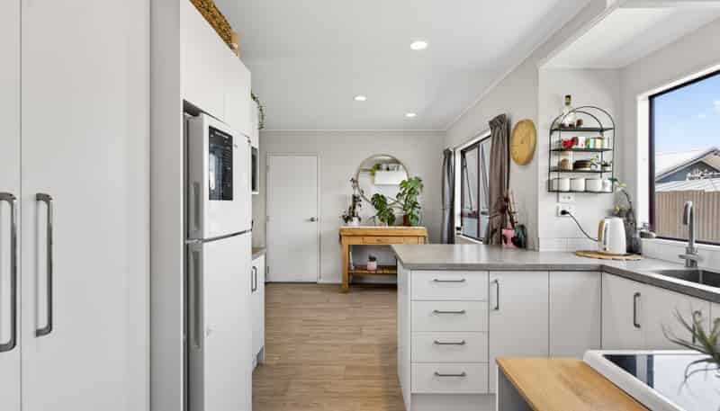 43A Tait Drive, Greenmeadows