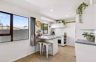 43A Tait Drive, Greenmeadows