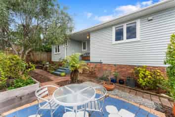 1/33 Waipa Street, Birkenhead