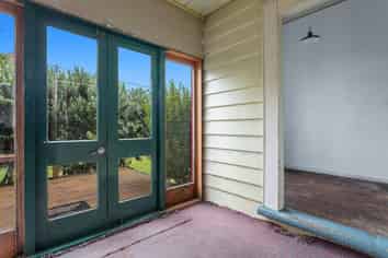 34 Mckenzie Street, Taneatua