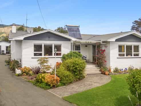 8 Lammas Street, Richmond