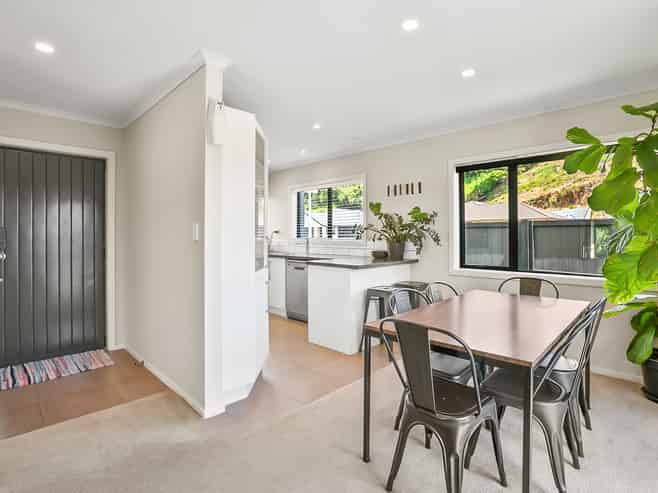 42 Magnolia Drive, Westown