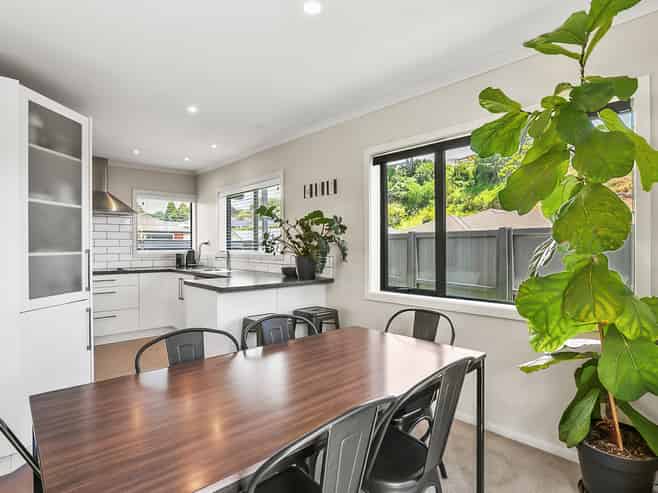 42 Magnolia Drive, Westown