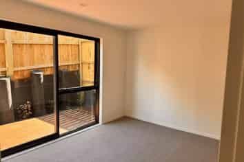 24D Gladys Ave , Glenfield