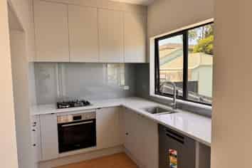 24D Gladys Ave , Glenfield