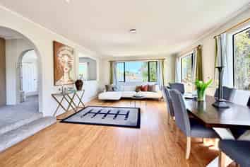 10 Beechdale Crescent, Pakuranga Heights