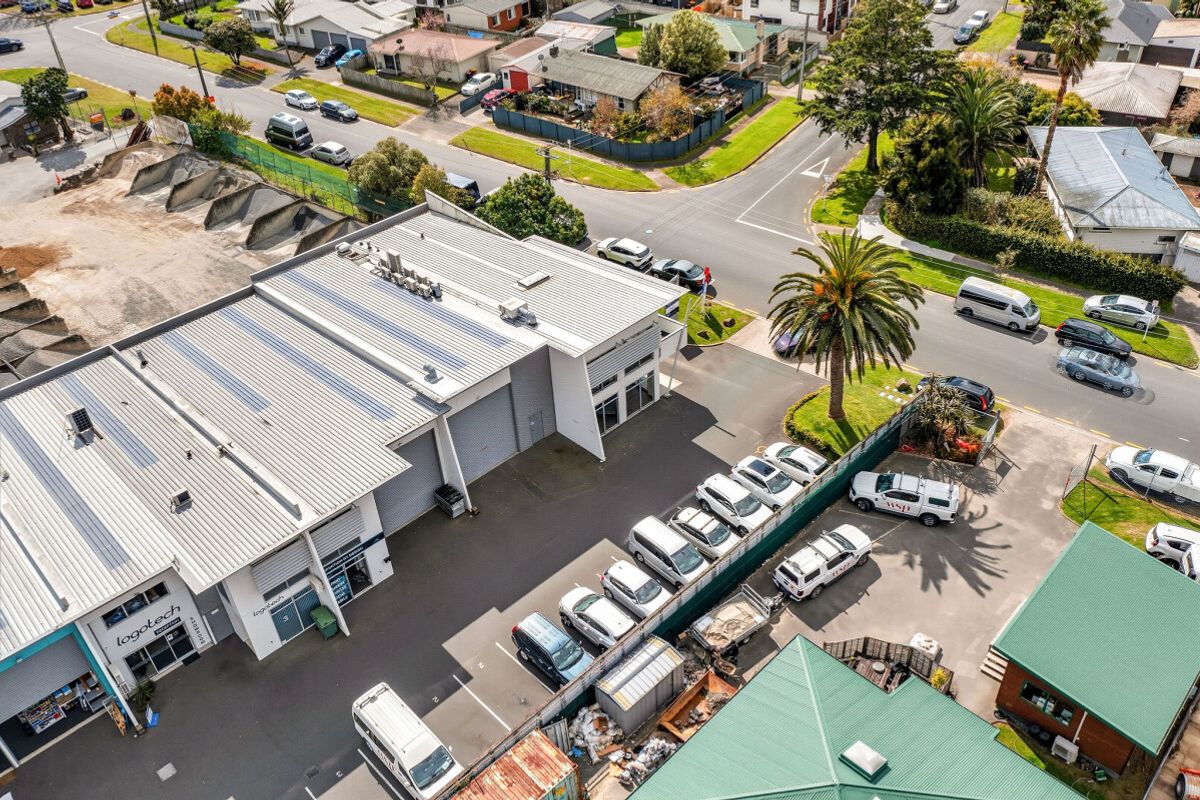 High Profile Greerton Showroom and Offices - Bild 6