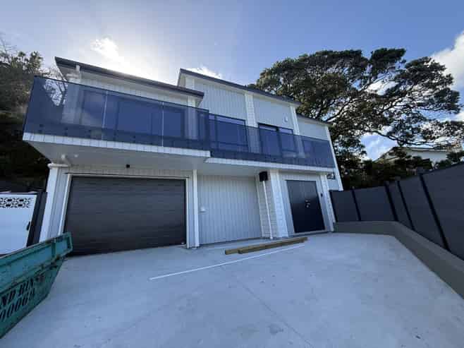 6B Rajan Place, Hillsborough