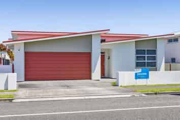39 Vogel, Hawera