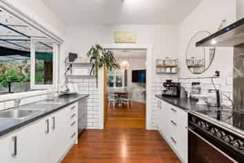 926 Kahikatea Flat Road, Waitoki